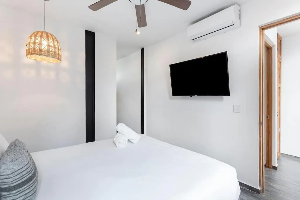 Stunning 4Br - Rooftop Pool, 5 Mins To Beach Τουλούμ