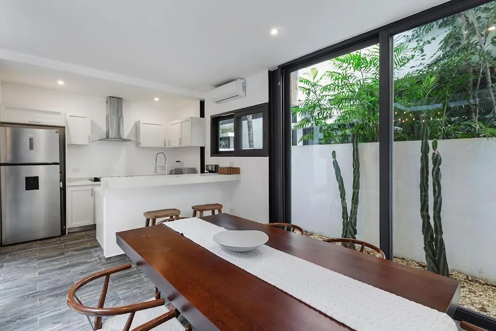 Βίλα Stunning 4Br - Rooftop Pool, 5 Mins To Beach Τουλούμ